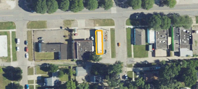 18605 Schoolcraft