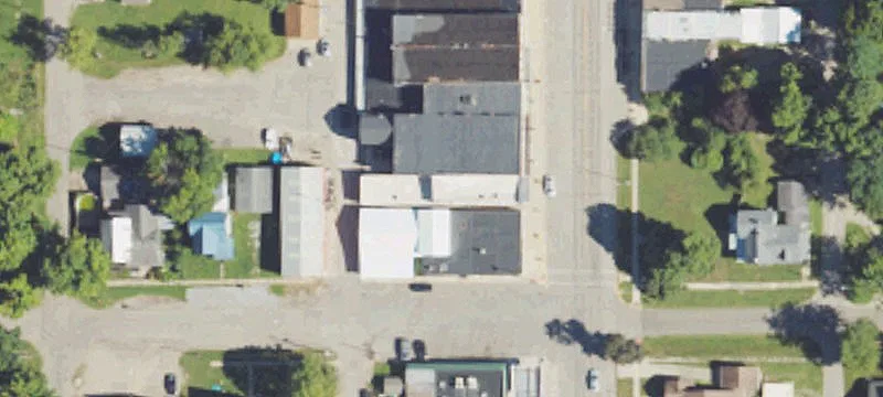 128 Main St
