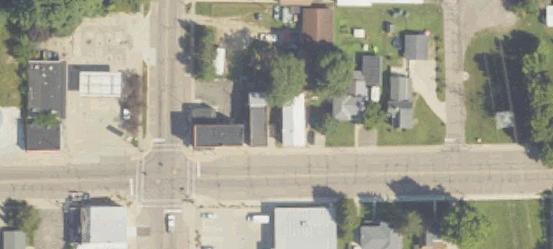 995 Allegan St