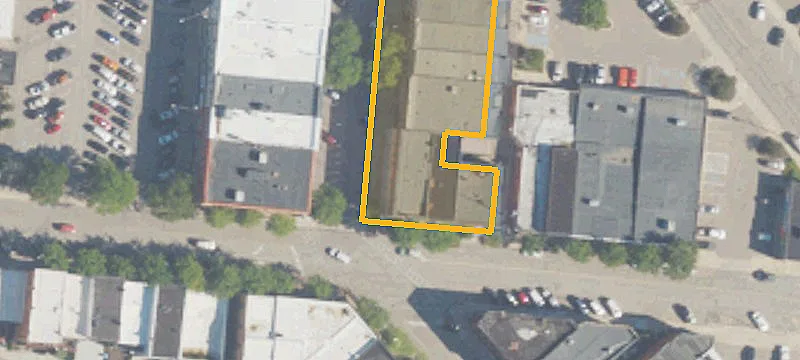 100 Locust St