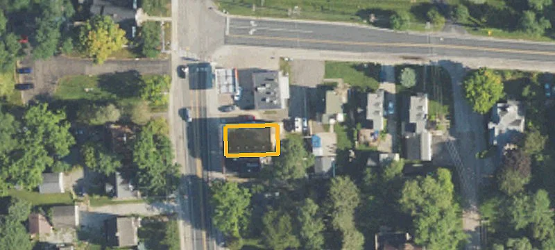 9242 Main St