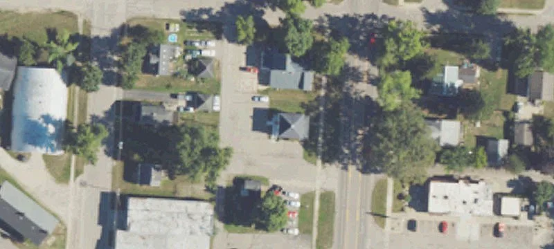 806 Main St