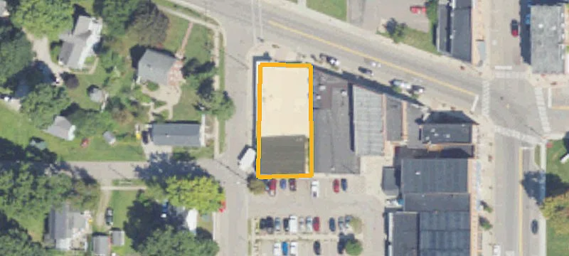 123 Main St