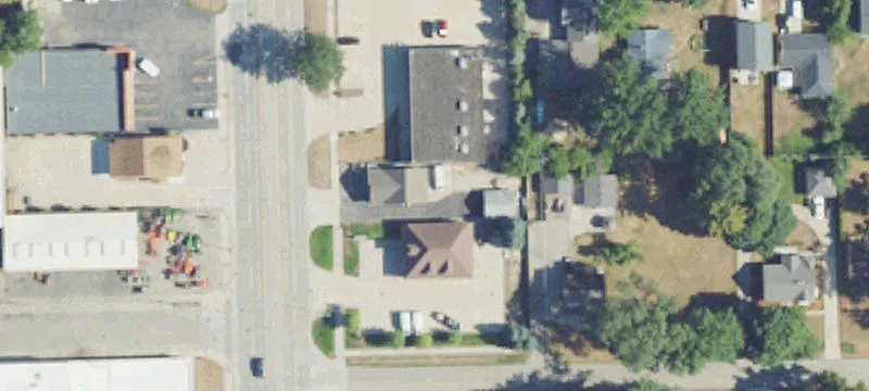 46130 Van Dyke Ave
