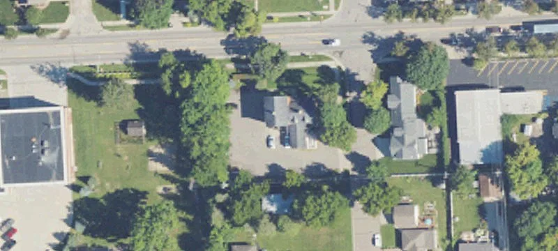 213 Huron St