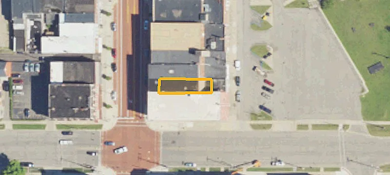 313 Superior St