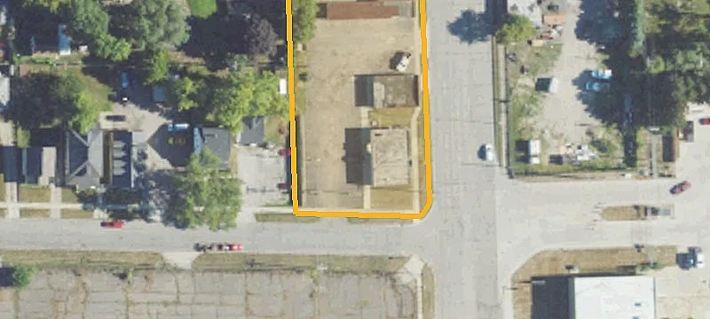 975 Baldwin Ave