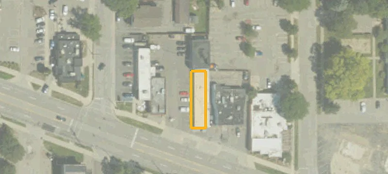 1215 Grand Riv Ave, Unit 4