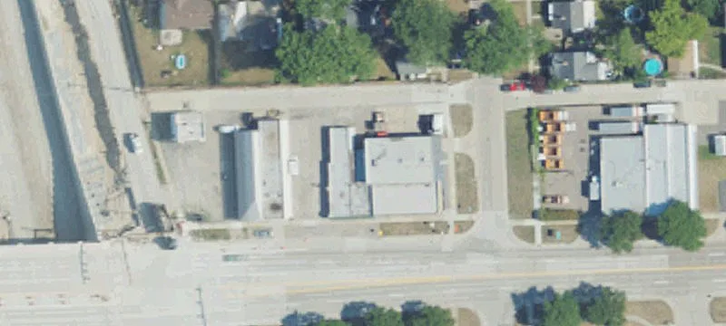 912 11th Mile Rd