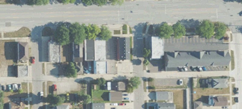 1207 Eureka Rd