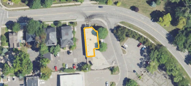 470 Main St