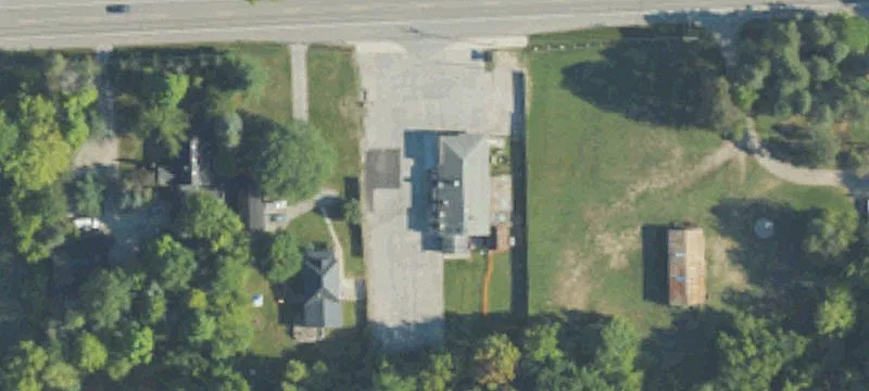 13675 Gratiot Rd