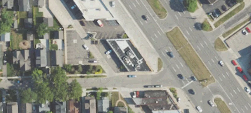 33301 Woodward Ave