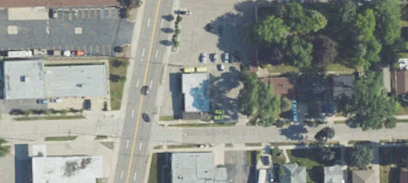 806 Rochester Rd