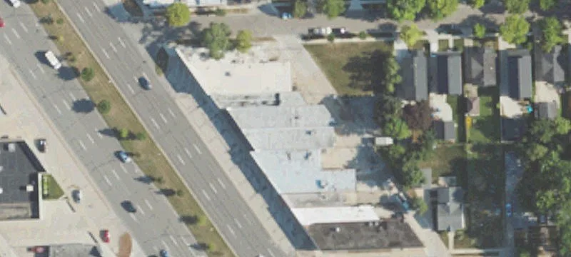 33656 Woodward Ave