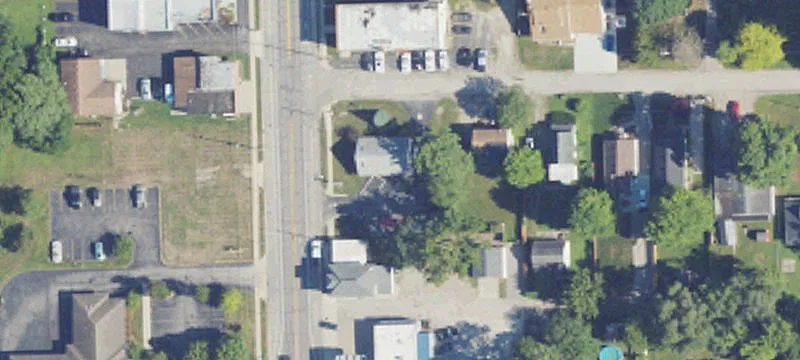 9032 Lewis Ave