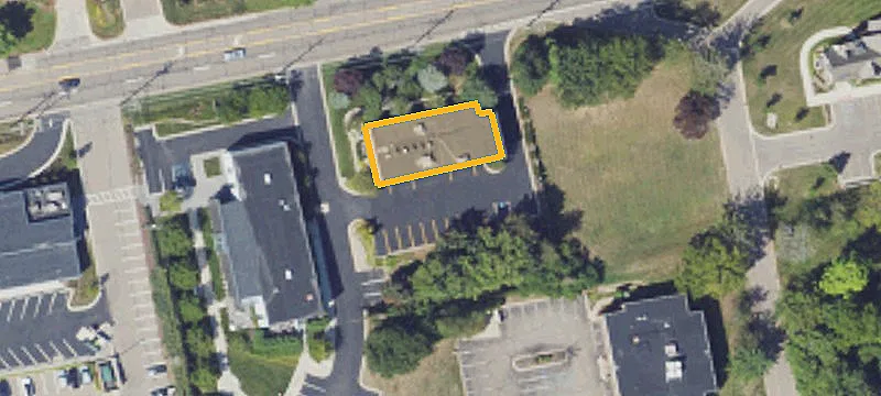 74 Long Lk Rd Ste, Unit 100