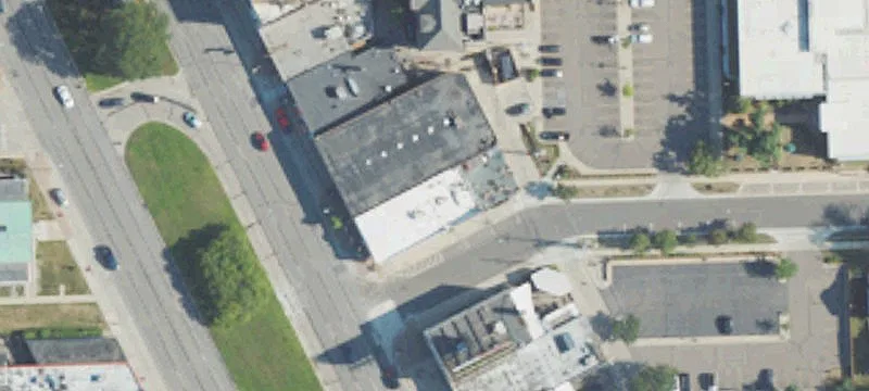 22700 Woodward Ave