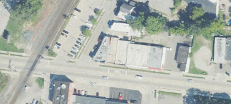 302 Cass Ave
