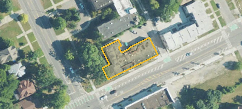 440 Grand Blvd