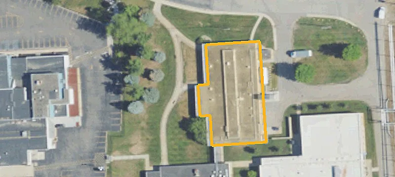 870 Parkdale Rd