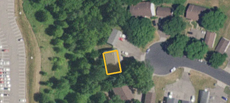 1484 Whispering Ct