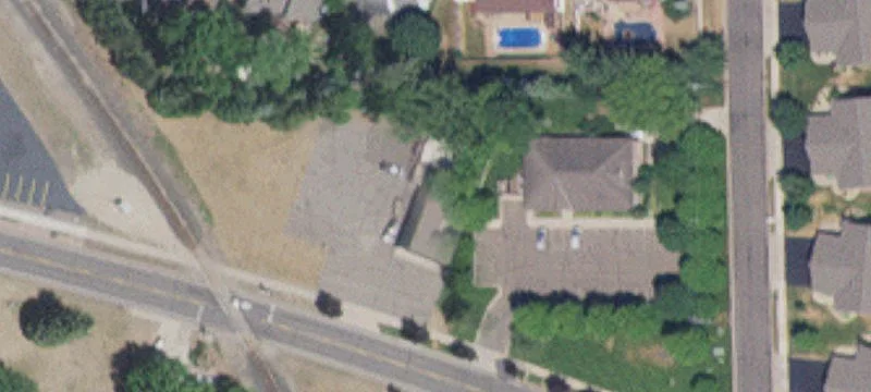77 Little Canada E Rd