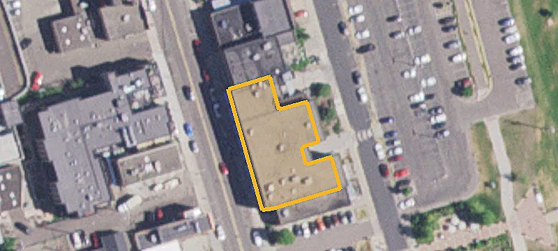 221 Main N St