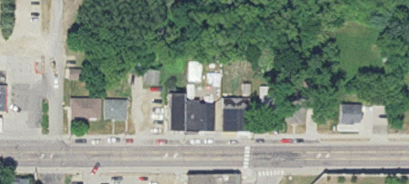 451 Main St