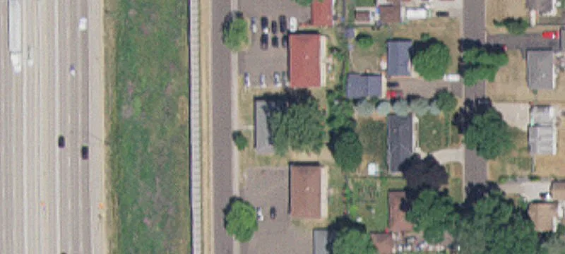 2096 Mississippi St