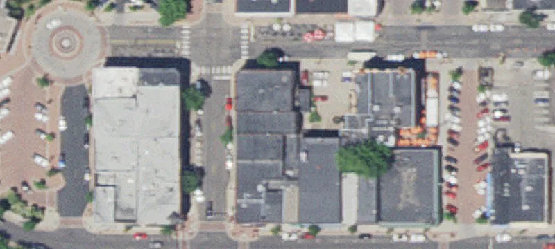 2010 2nd Ave