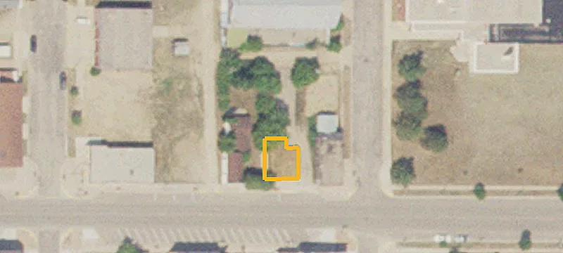 115 2nd NW St