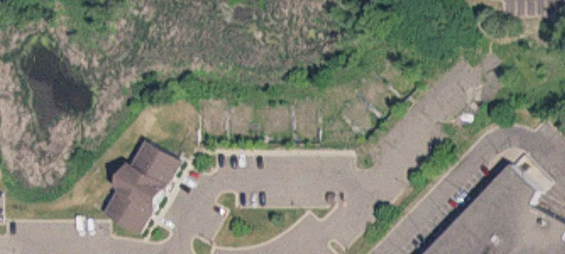 387 Commerce Ct