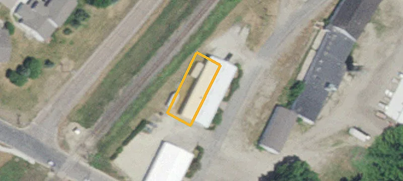 310 Railway N St