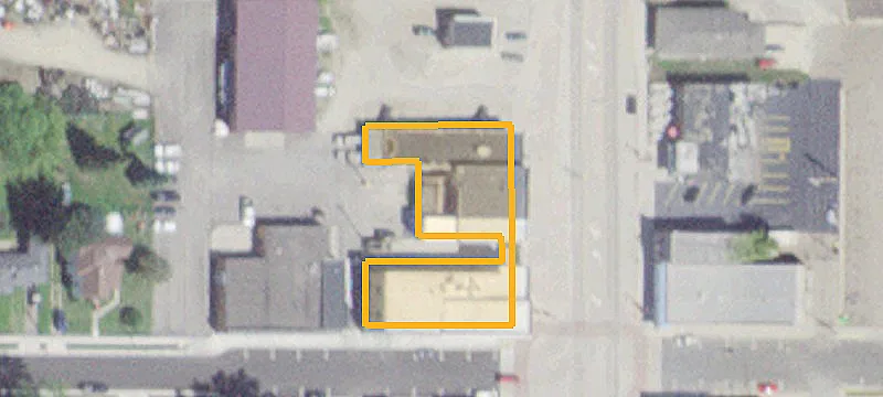 114 Main St