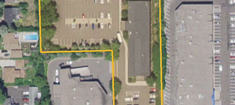 1611 County Rd B W B