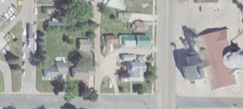 406 Main St