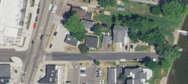 31 2nd NE Ave