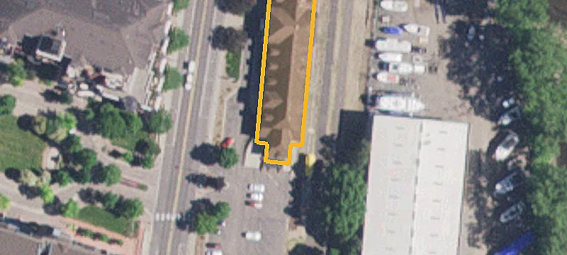 601 Main N St