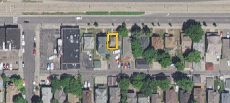 778 University W Ave