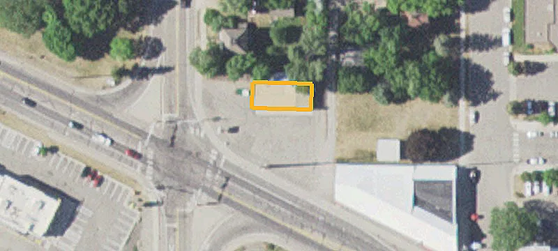 140 Elm W St