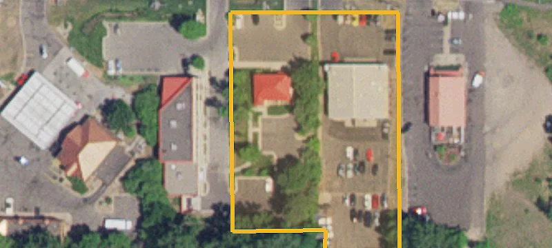 906 Wildwood Rd