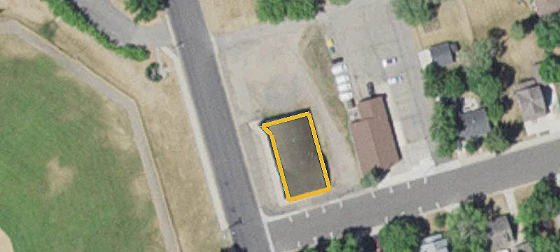 106 2nd NW Ave
