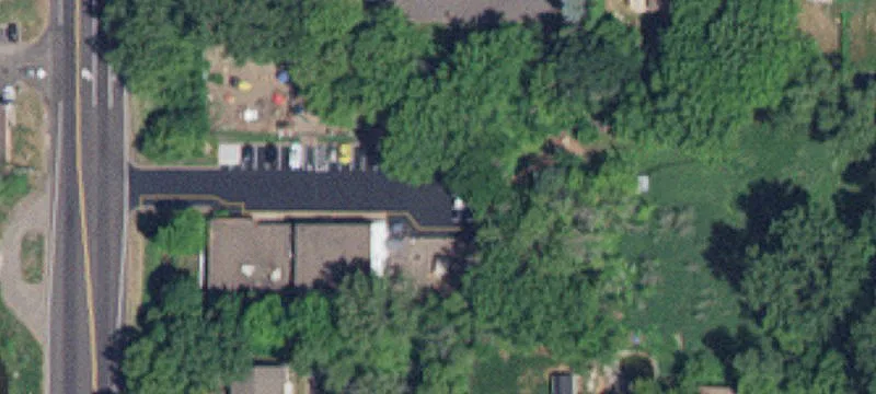 949 Geneva N Ave