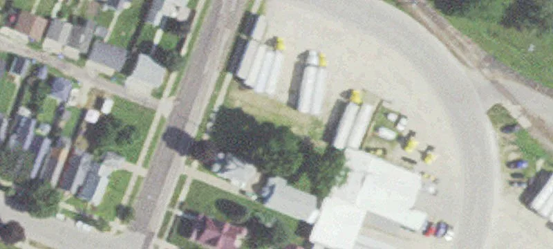 166 Wall St