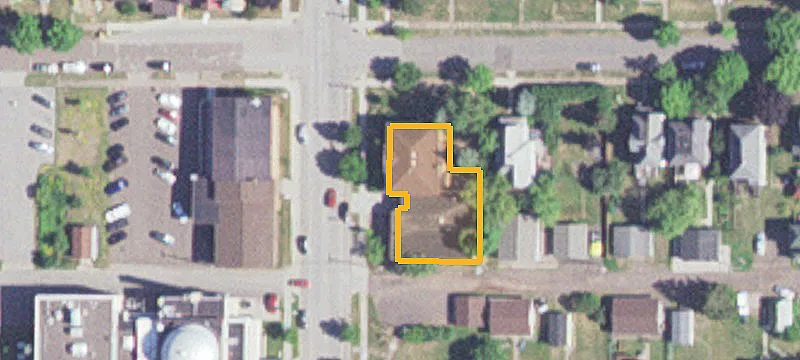 320 Waterfront Dr