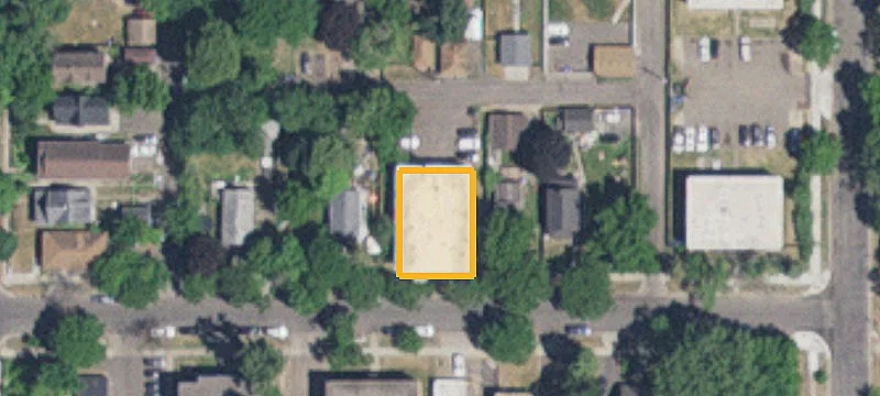 1089 York Ave