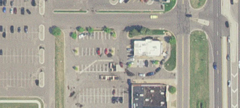 14175 Edgewood Dr