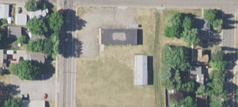 725 Broadway S Ave