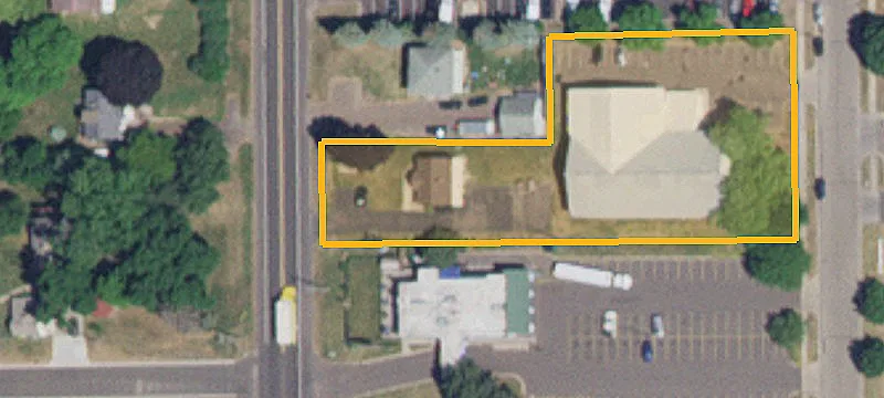 1303 Geneva N Ave